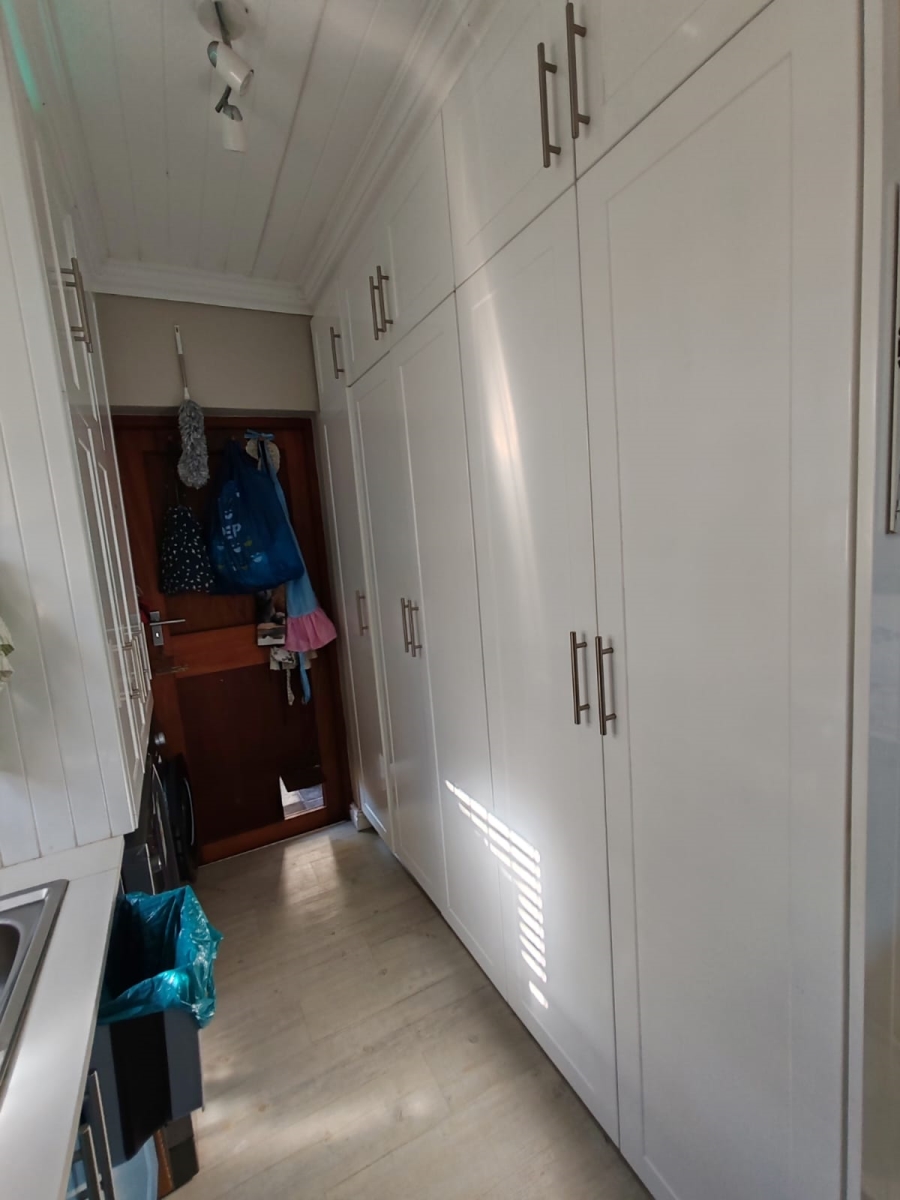 3 Bedroom Property for Sale in De Kelders Western Cape